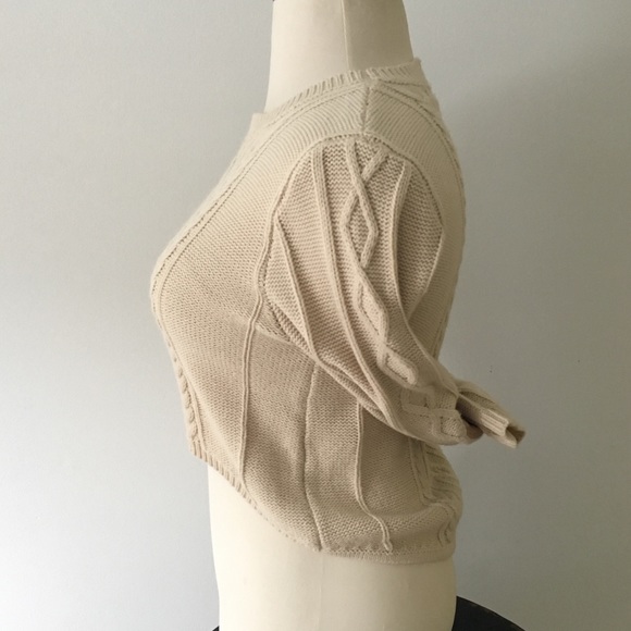 Cropped Cable Knit Sweater - Picture 3 of 4